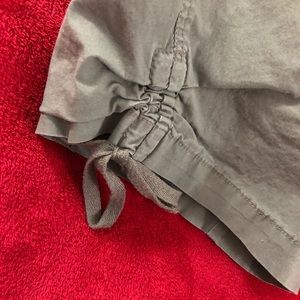 Size 20 olive capri pants